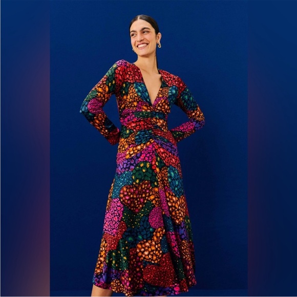 FARM Rio Rainbow Hearts Midi Dress Rainbow Animal Print Size Medium NWT - Picture 1 of 15